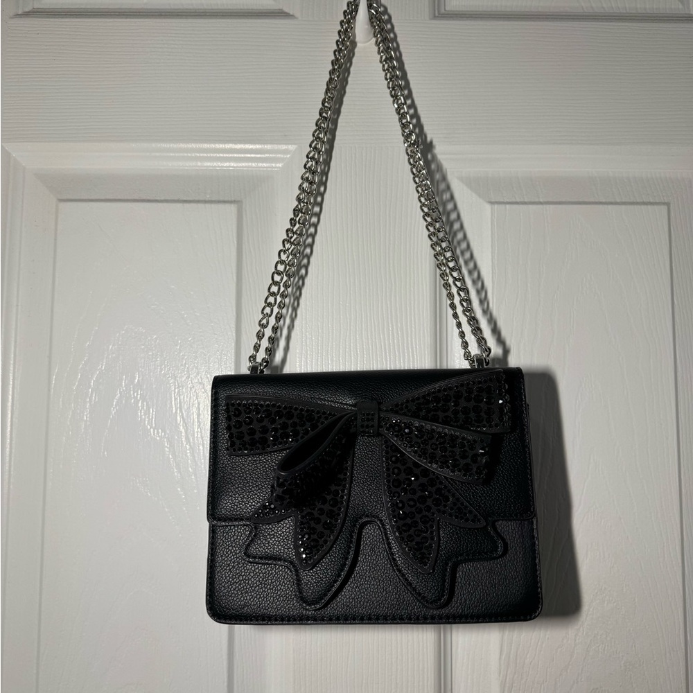 Source Unknown Black Shoulder Bag with Chain Strap and Bow Detail